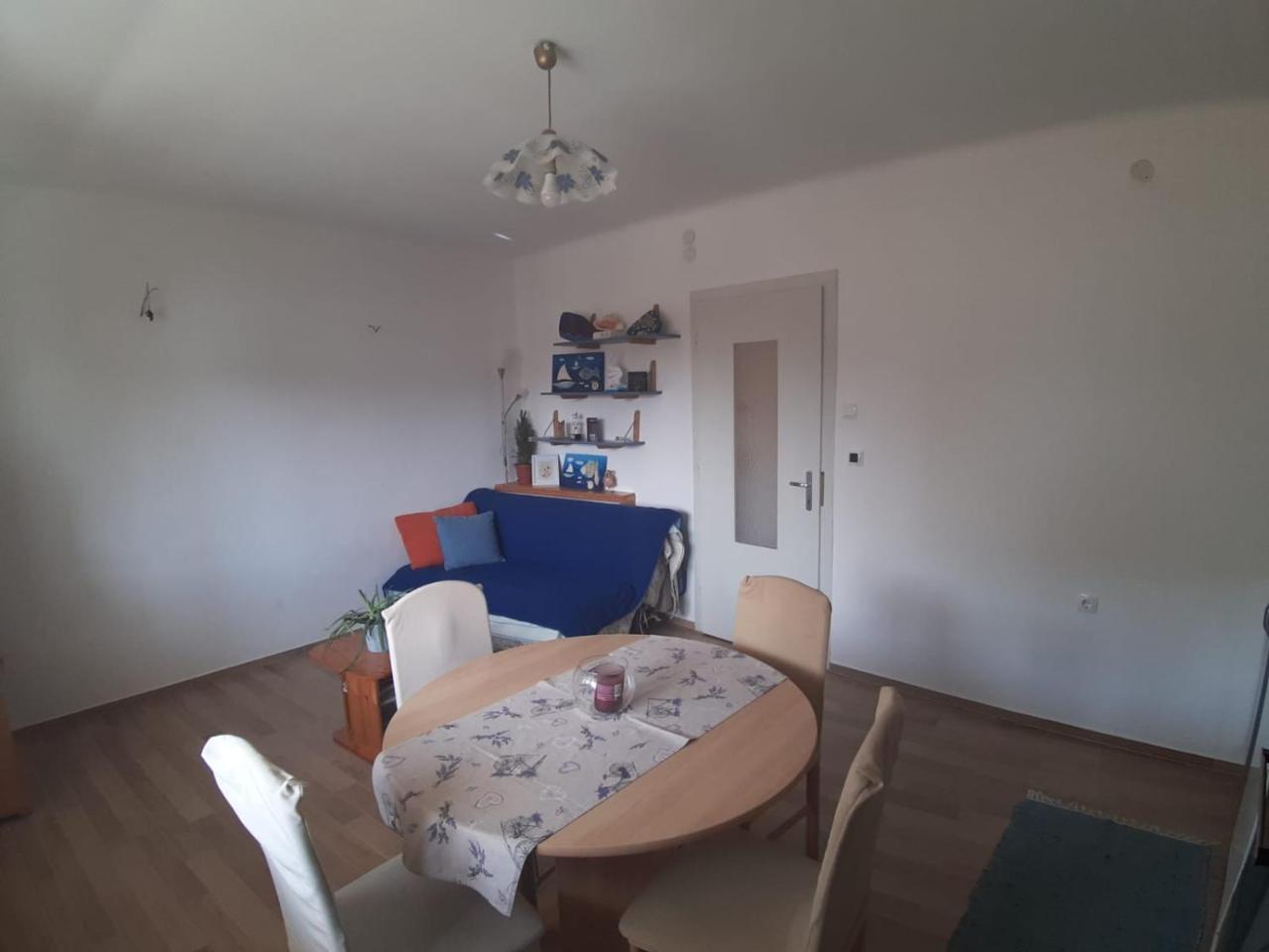 Nina, Apartment In City Centre Сплит Екстериор снимка