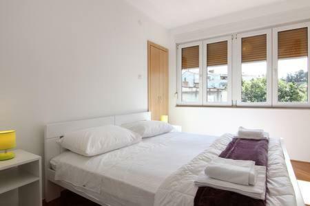 Nina, Apartment In City Centre Сплит Екстериор снимка